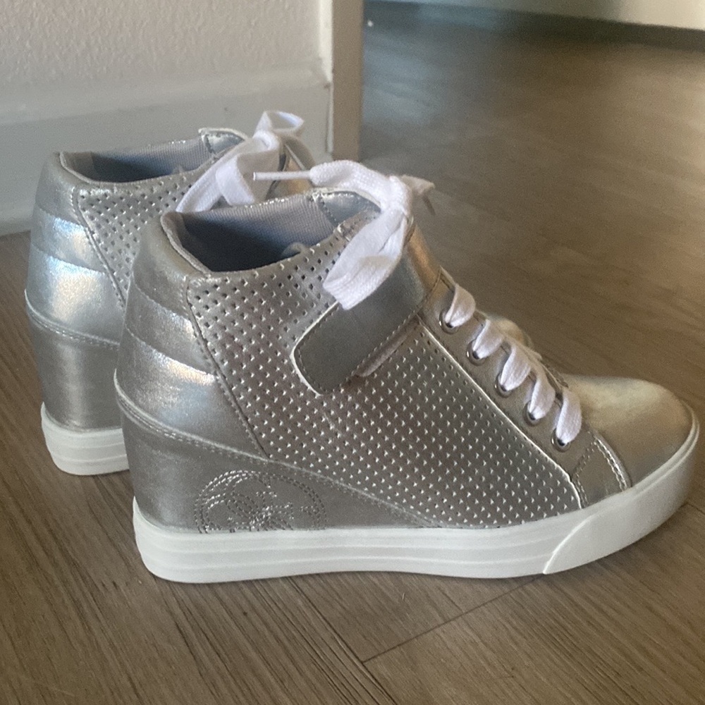 COPY - Guess Decia2 Women Wedge sneaker Silver